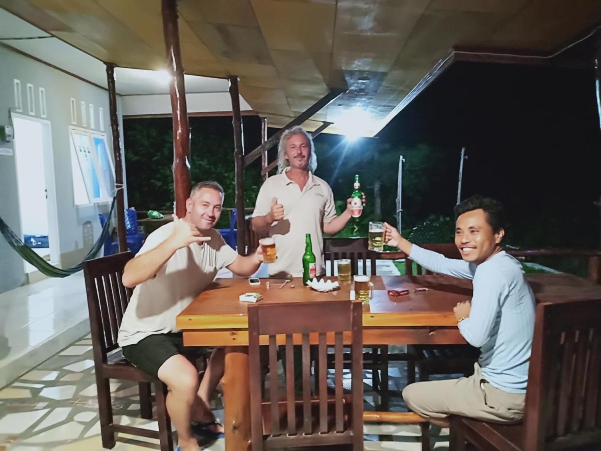 Arthur Homestay Telescope Mentawai Tua Pejat Kültér fotó