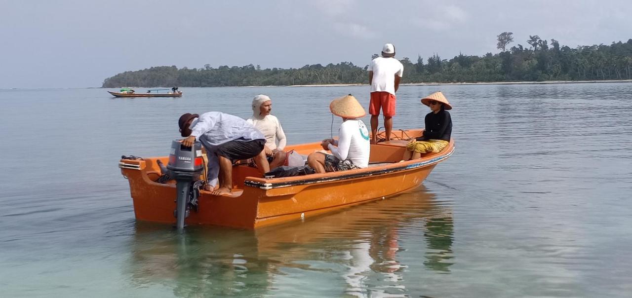 Arthur Homestay Telescope Mentawai Tua Pejat Kültér fotó