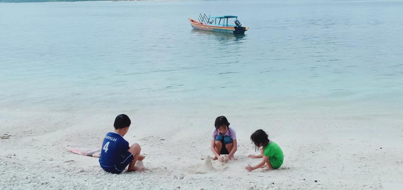 Arthur Homestay Telescope Mentawai Tua Pejat Kültér fotó